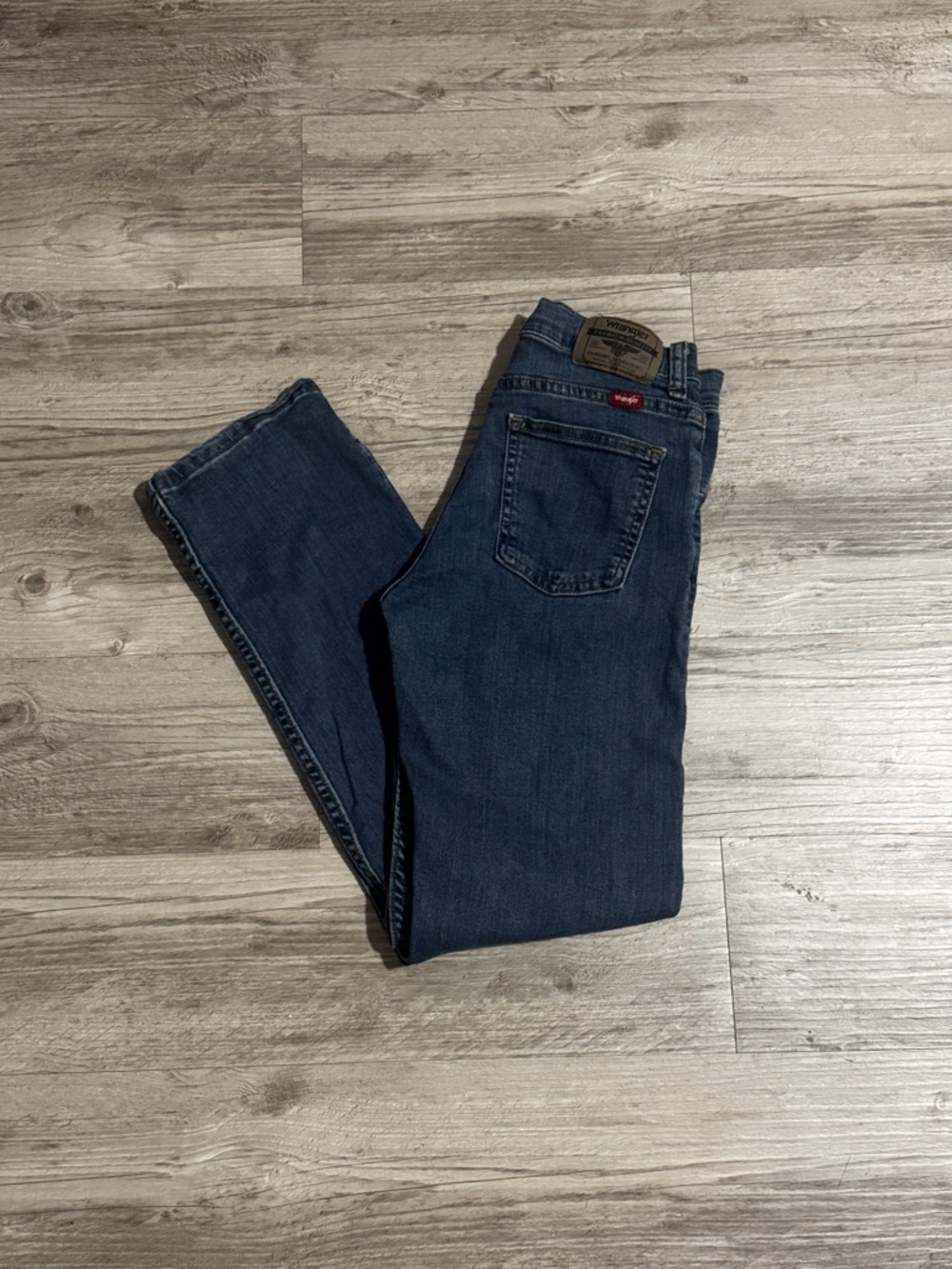 Wrangler Kids Jeans in medium Blue Denim size 14 slim boy